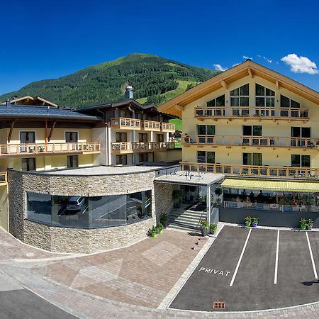 Hotel Alpina Saalbach-Hinterglemm Dış mekan fotoğraf