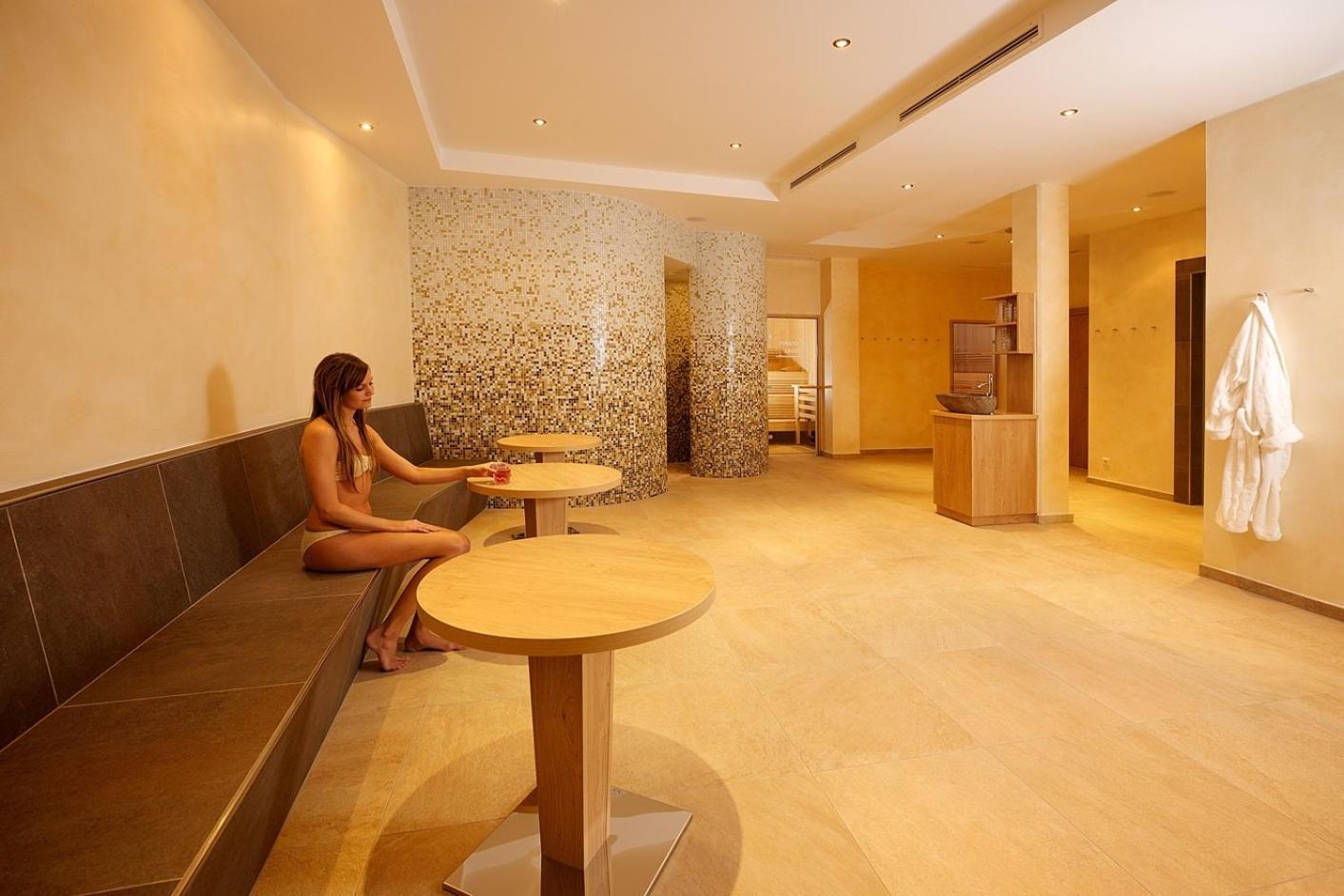 Hotel Alpina Saalbach-Hinterglemm Dış mekan fotoğraf